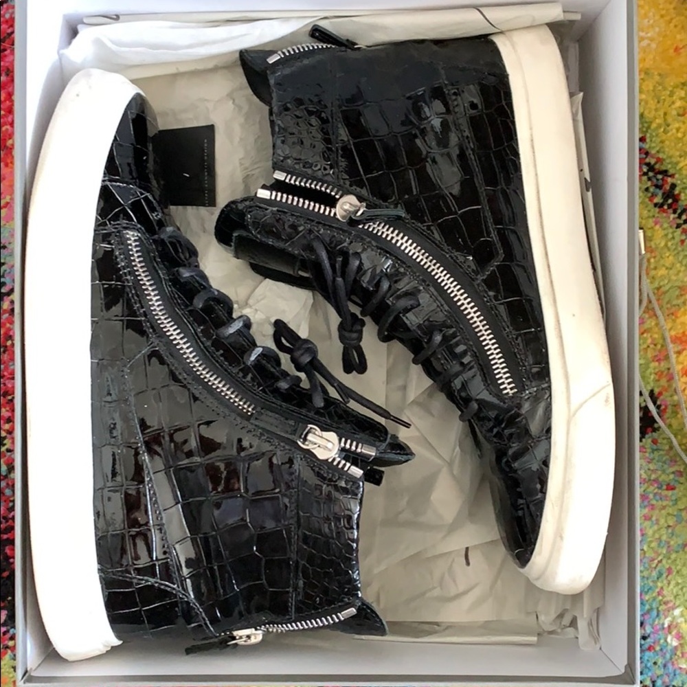 Giuseppe Zanotti Black leather High Top sneaker